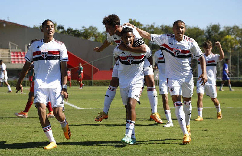 Equipes da base garantem classificação com uma rodada de antecedência