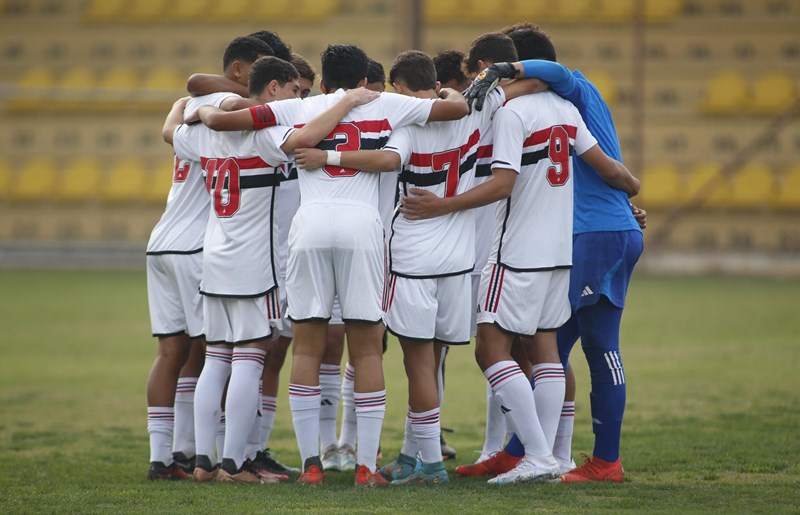 Sub-15 sai em desvantagem preocupante nas quartas do Paulista