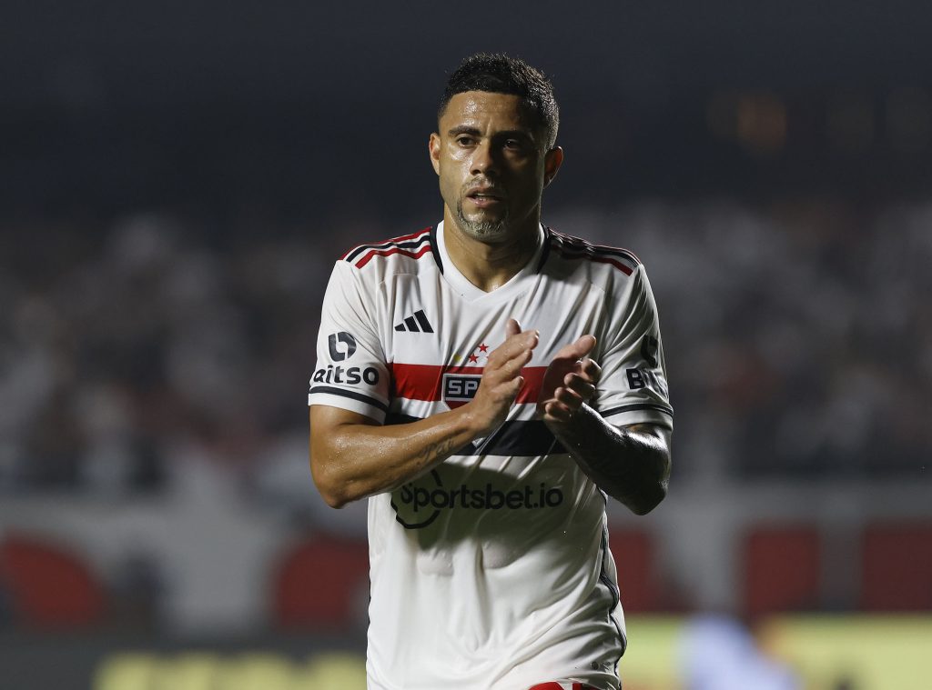São Paulo renova com jogador decisivo na Copa do Brasil