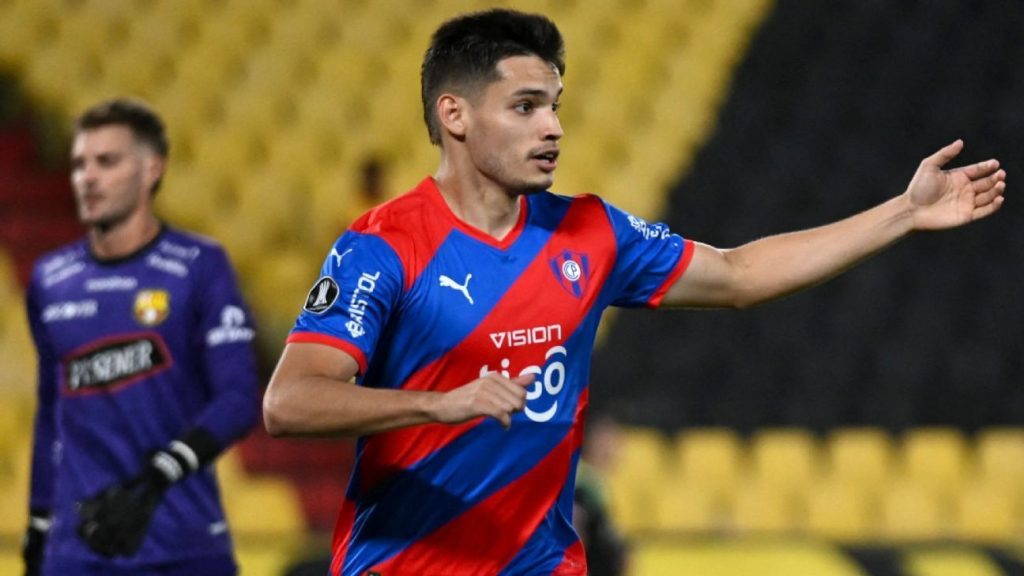 Falta só assinar! Confira detalhes da negociação do São Paulo com Damián Bobadilla