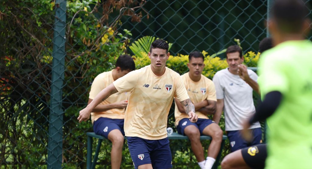Dirigente solta o verbo sobre James: "Ninguém é maior do que o São Paulo"