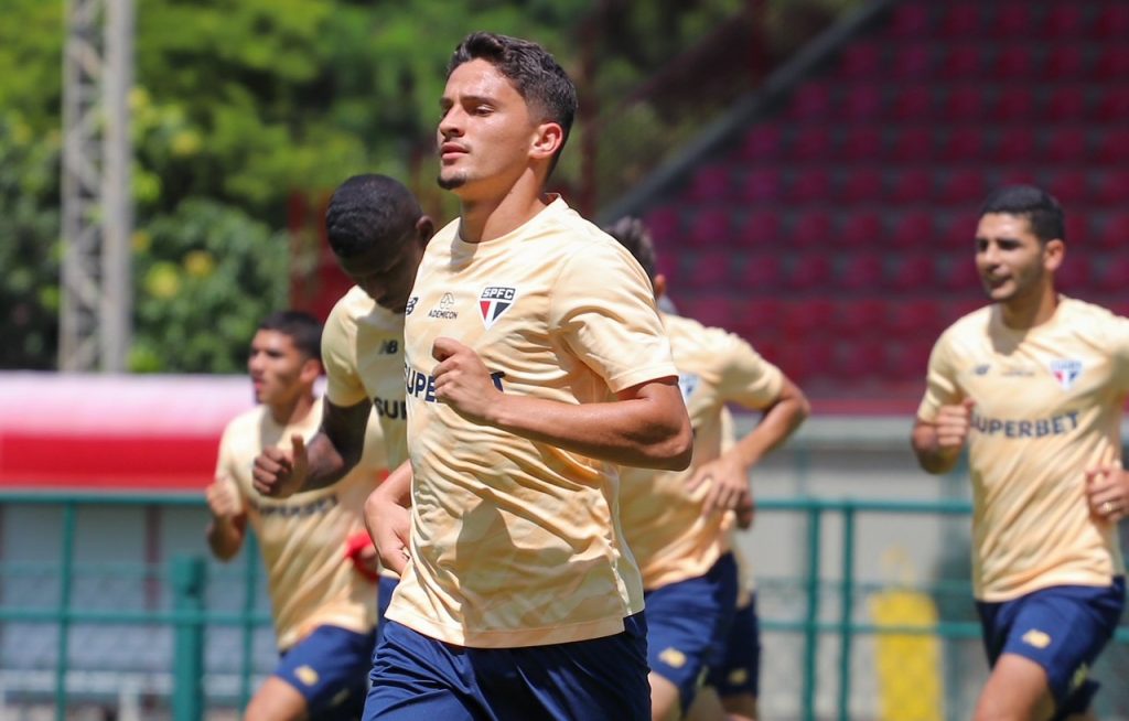 Com retorno importante, São Paulo finaliza preparação para o San-São
